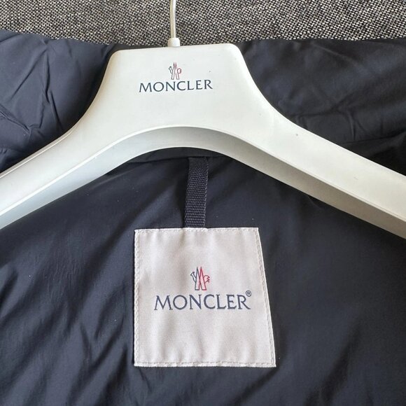 MONCLER LAGGINHORN FIELD JACKET (NAVY) Size 2 Men's - Picture 4 of 11